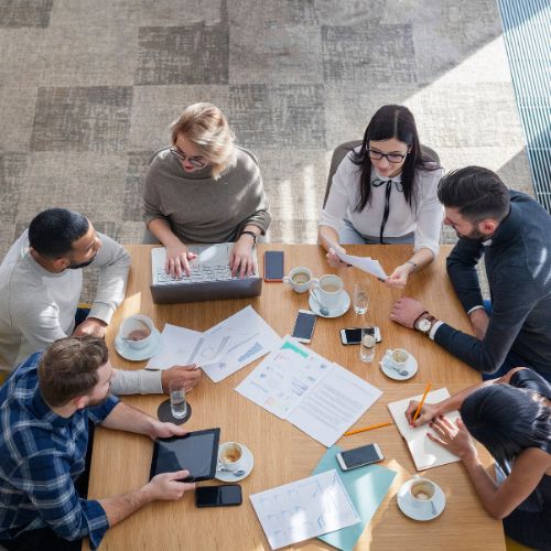 Cómo el software de gestión puede mejorar los procesos de un equipo de trabajo